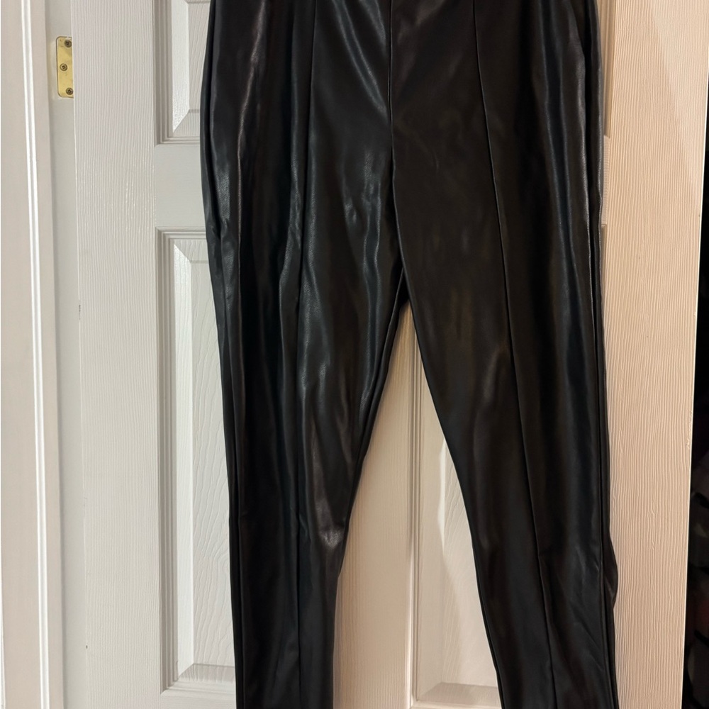 Sofia by Sofia Vergara Black Leather Look Pants